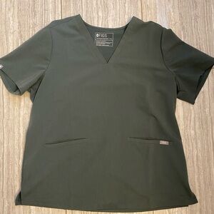 Figs Casma Womens Grey 3 Pocket Scrub Top